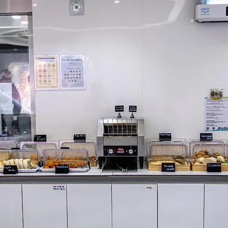 Henn Na Hotel Seoul Myeongdong