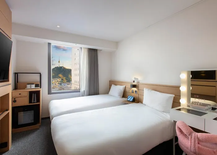 Hotel Henn Na Myeongdong 4*